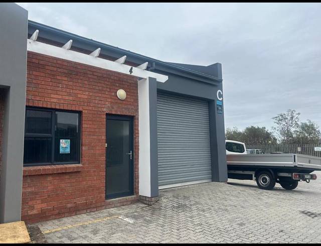 BUSINESS PROPERTY TO RENT IN FAIRVIEW